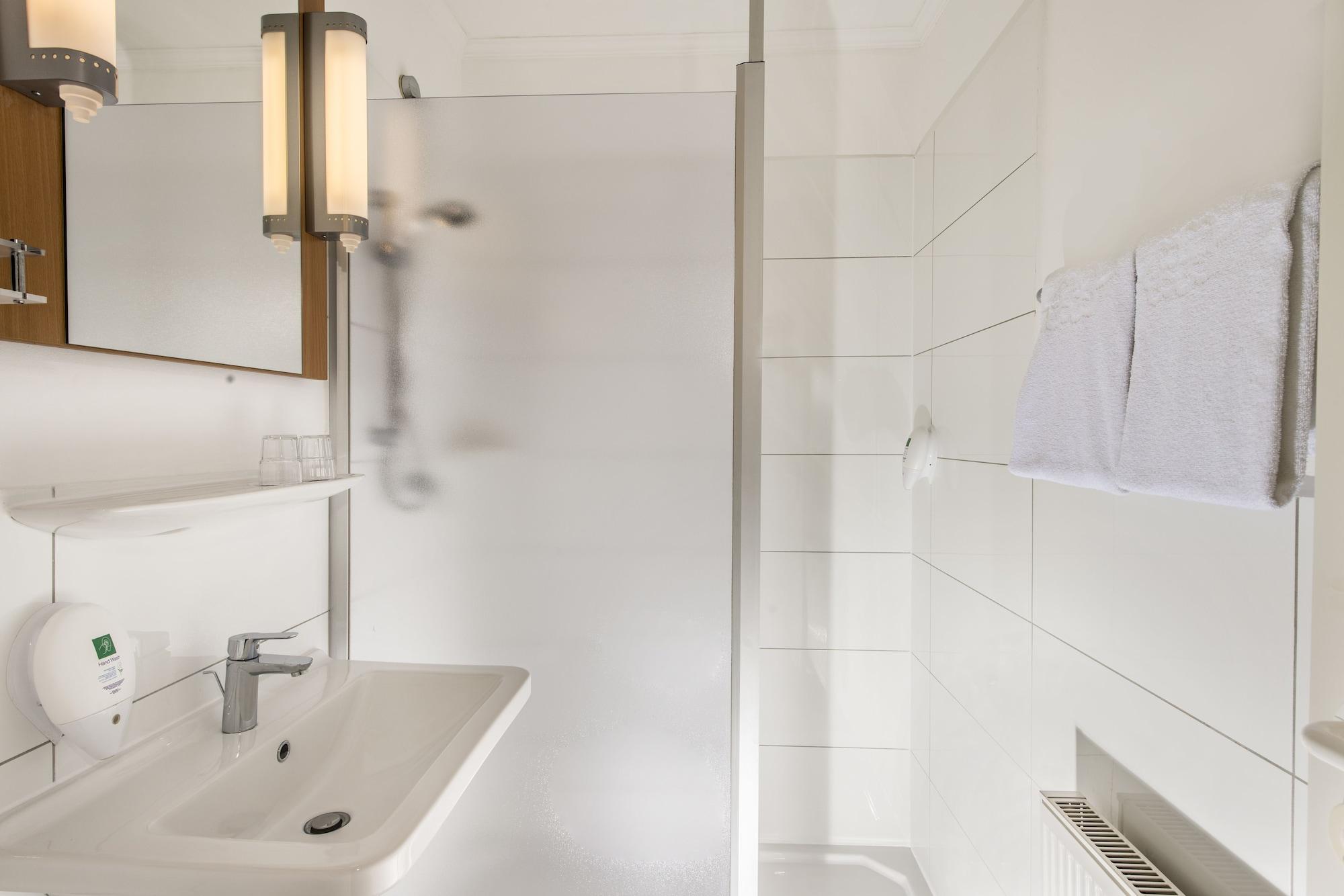 Ibis Kassel Melsungen Otel Oda fotoğraf