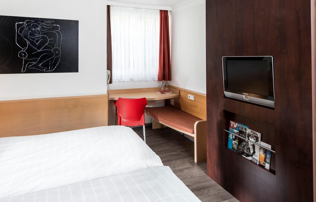 Ibis Kassel Melsungen Otel Oda fotoğraf